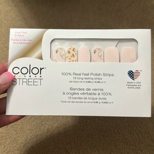 Color Street Bee You Nails